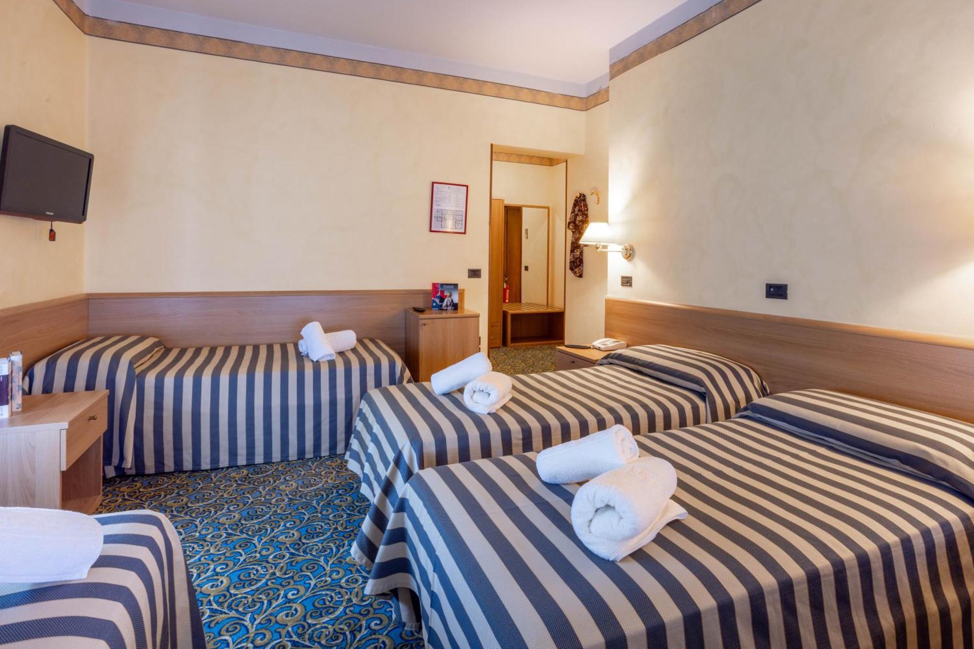 Hotel Giardinetto Desenzano del Garda Exterior photo
